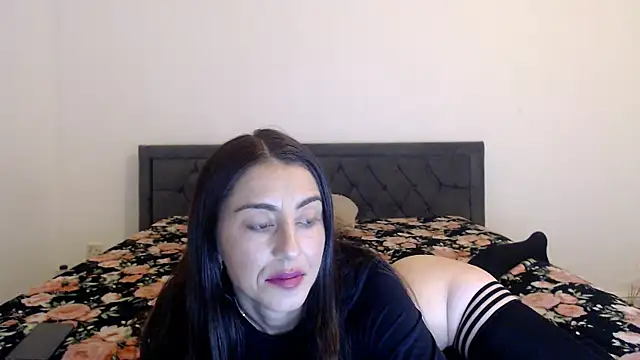 Stella John online show from 09-15-25, 05:51