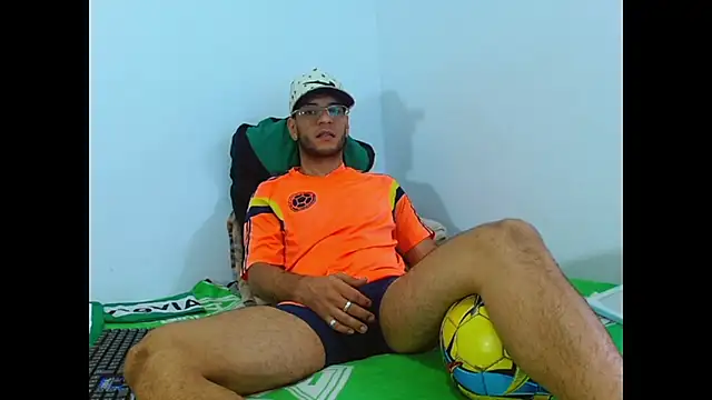 Alphamaster 92 online show from 06-12-26, 05:56