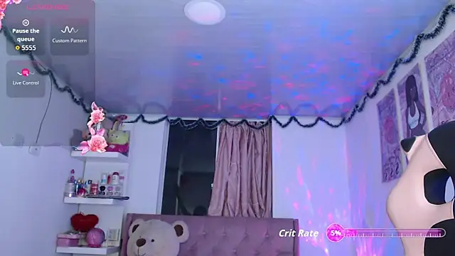 Snapshot of violett_brown9 chatting on 02-14-26, 03:36 violett brown9 online show from 02-14-26, 03:36