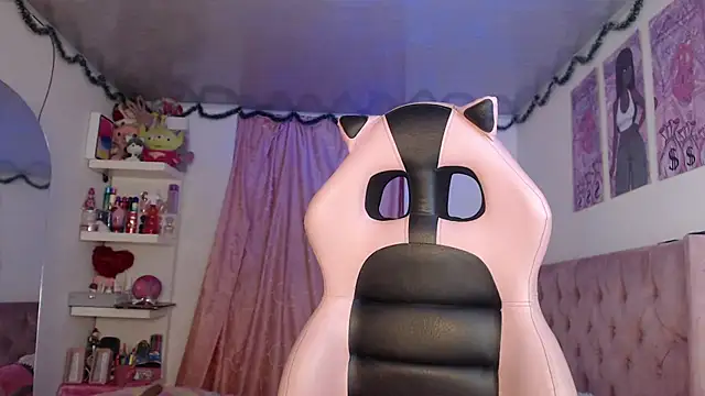 violett brown9 online show from 06-15-26, 06:59