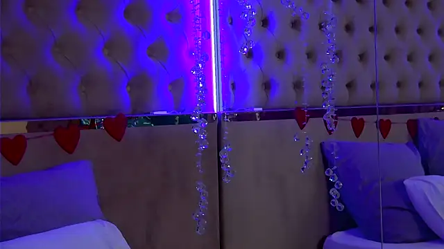 WandaHeat online show from 02-26-26, 05:06