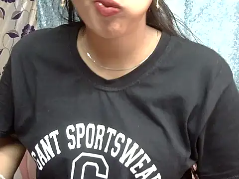 cute Dirty Diva online show from 06-22-26, 02:57