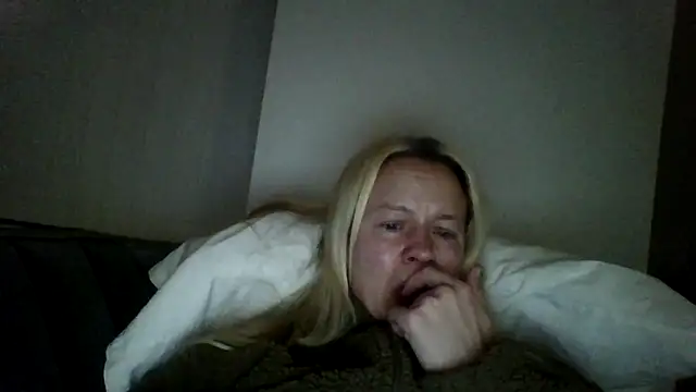 jennyblondeuk online show from 03-23-26, 10:58