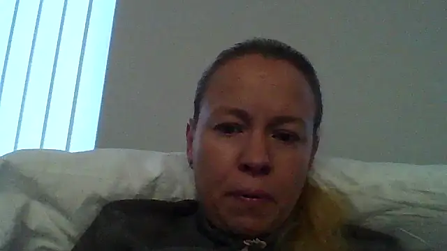 jennyblondeuk online show from 03-30-26, 05:47
