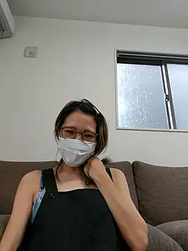tomatocjin124 online show from 05-01-26, 02:16