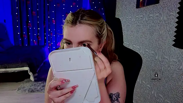 Snapshot of Eva_Vibe_ chatting on 02-23-26, 05:21 Eva Vibe online show from 02-23-26, 05:21