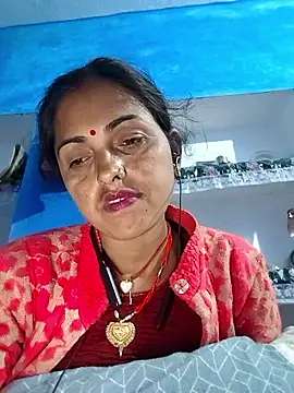 Snapshot of Mahima_rani34 chatting on 01-15-26, 07:06 Mahima rani34 online show from 01-15-26, 07:06