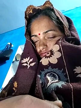 Snapshot of Mahima_rani34 chatting on 02-10-26, 11:53 Mahima rani34 online show from 02-10-26, 11:53