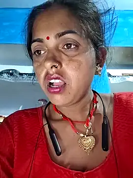 Snapshot of Mahima_rani34 chatting on 02-14-26, 12:51 Mahima rani34 online show from 02-14-26, 12:51