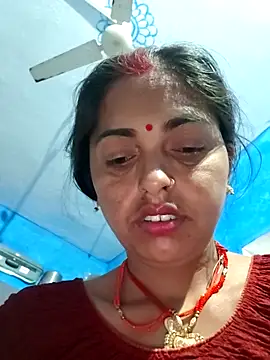 Snapshot of Mahima_rani34 chatting on 03-02-26, 11:22 Mahima rani34 online show from 03-02-26, 11:22