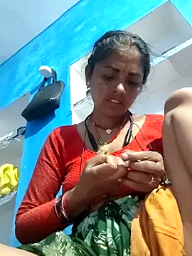 Snapshot of Mahima_rani34 chatting on 03-10-26, 09:31 Mahima rani34 online show from 03-10-26, 09:31