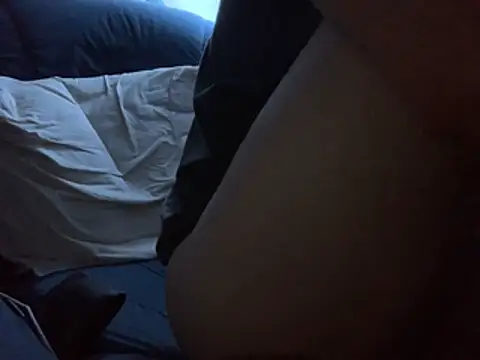 Snapshot of CokeinFr chatting on 03-27-26, 01:55 CokeinFr online show from 03-27-26, 01:55