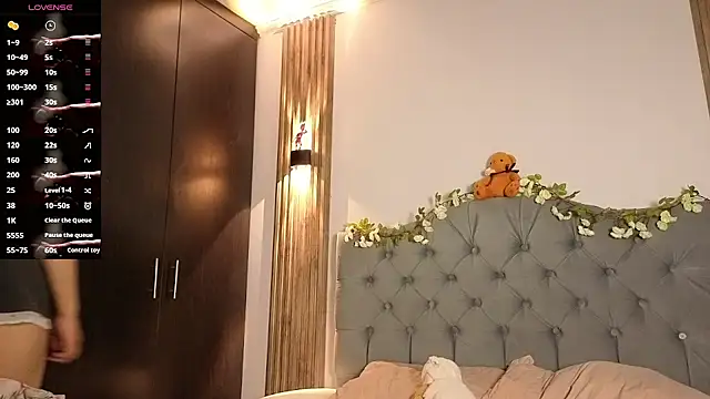cute emmma online show from 05-06-26, 11:15