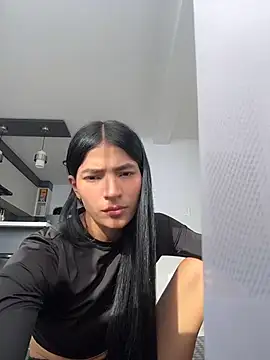 Ema Rose  online show from 07-02-26, 09:21