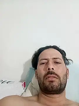 Snapshot of thonychatoA357 chatting on 02-05-26, 03:55 thonychatoA357 online show from 02-05-26, 03:55