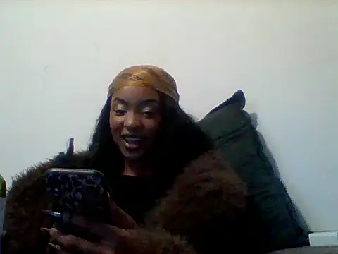 Snapshot of StickySituationSouth chatting on 06-12-26, 11:14 StickySituationSouth online show from 06-12-26, 11:14