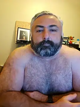 Snapshot of MacGuyver20 chatting on 01-09-26, 05:21 MacGuyver20 online show from 01-09-26, 05:21