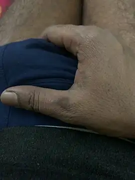 Snapshot of Rahulkumaro1 chatting on 02-03-26, 02:44 Rahulkumaro1 online show from 02-03-26, 02:44