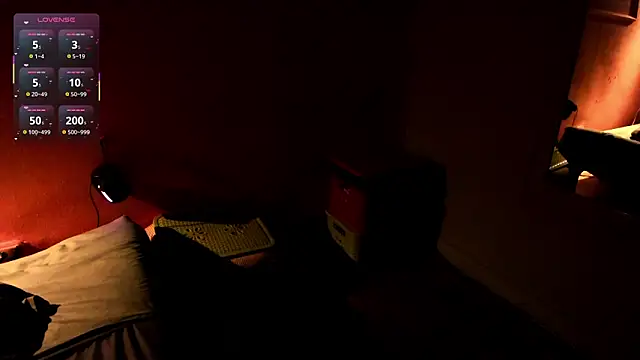 Snapshot of CURLY_LATINA_ chatting on 02-16-26, 02:51 CURLY LATINA online show from 02-16-26, 02:51