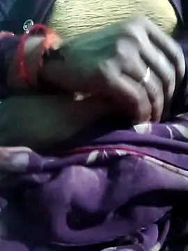 Snapshot of suman_bhabhi001 chatting on 01-19-26, 03:27 suman bhabhi001 online show from 01-19-26, 03:27