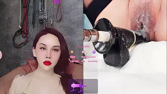 Snapshot of ladyfengyeS010 chatting on 05-13-26, 02:14 ladyfengyeS010 online show from 05-13-26, 02:14