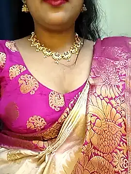 Snapshot of Deshi_bhabhi143 chatting on 02-15-26, 07:51 Deshi bhabhi143 online show from 02-15-26, 07:51