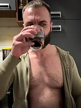 Snapshot of DamonSalvatore2 chatting on 01-06-26, 10:01 DamonSalvatore2 online show from 01-06-26, 10:01