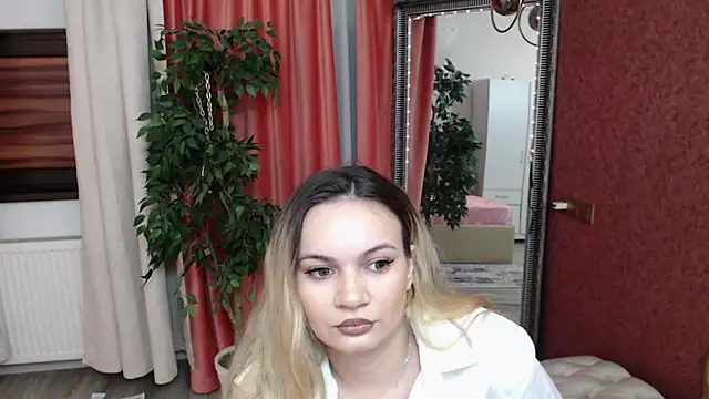 Snapshot of DaliaHaven chatting on 01-13-26, 08:36 DaliaHaven online show from 01-13-26, 08:36