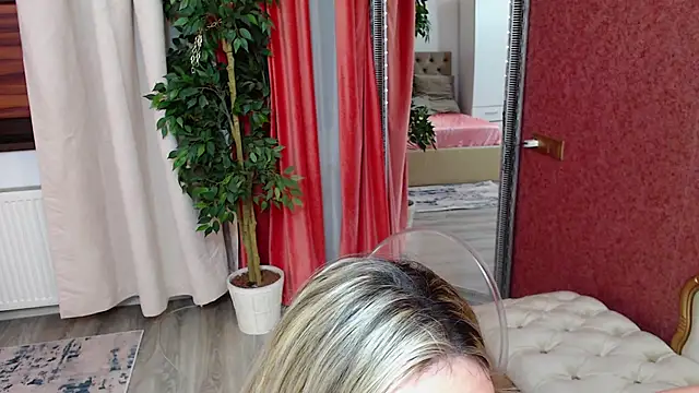 Snapshot of DaliaHaven chatting on 02-20-26, 06:30 DaliaHaven online show from 02-20-26, 06:30