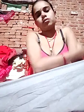 Snapshot of Fency_Love143 chatting on 02-05-26, 11:53 Fency Love143 online show from 02-05-26, 11:53