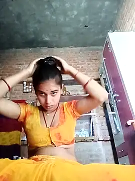 Snapshot of Fency_Love143 chatting on 02-15-26, 07:38 Fency Love143 online show from 02-15-26, 07:38