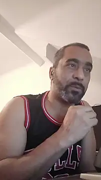 Snapshot of masterskorp chatting on 01-17-26, 06:22 masterskorp online show from 01-17-26, 06:22