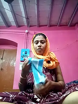 Hooghlypinkivabi online show from 02-04-26, 12:44