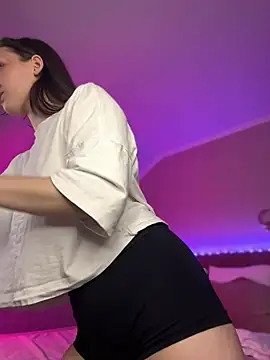 LuxBrunette  online show from 02-09-26, 05:22