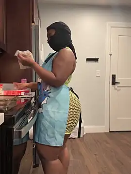 Snapshot of Ghoulsnooze_19 chatting on 01-06-26, 07:50 Ghoulsnooze 19 online show from 01-06-26, 07:50