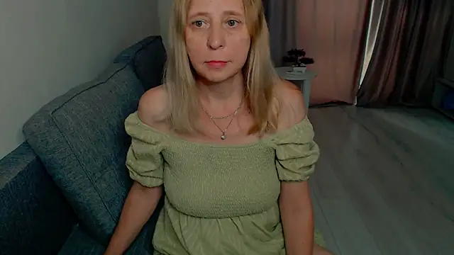 MiLenaMilf online show from 07-02-26, 07:25