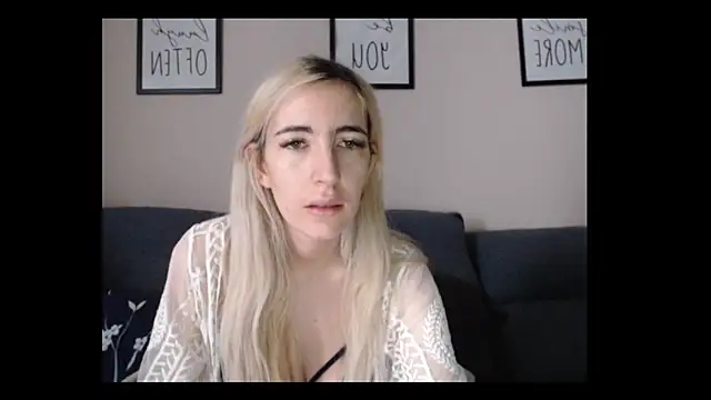 Snapshot of BarbieBlondieGirl chatting on 06-14-26, 03:14 BarbieBlondieGirl online show from 06-14-26, 03:14