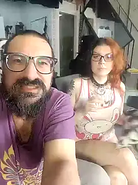 Snapshot of whatevaandissues chatting on 12-21-25, 11:45 whatevaandissues online show from 12-21-25, 11:45