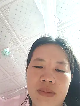 Snapshot of MISSINKUTE chatting on 02-16-26, 01:02 MISSINKUTE online show from 02-16-26, 01:02