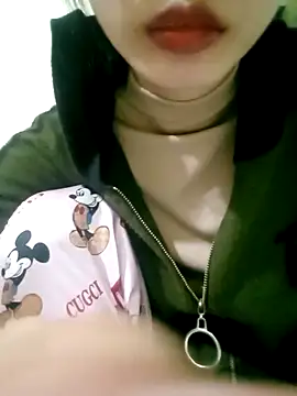 Snapshot of damsun_22 chatting on 12-22-25, 06:27 damsun 22 online show from 12-22-25, 06:27