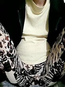 Snapshot of damsun_22 chatting on 01-16-26, 07:29 damsun 22 online show from 01-16-26, 07:29