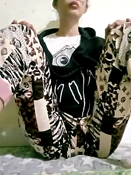 Snapshot of damsun_22 chatting on 02-06-26, 09:07 damsun 22 online show from 02-06-26, 09:07