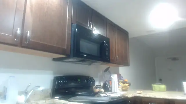 Snapshot of mspatience chatting on 03-15-26, 01:28 mspatience online show from 03-15-26, 01:28