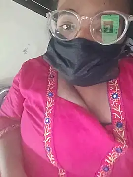 Snapshot of MaggieTelugu-15 chatting on 02-09-26, 07:01 MaggieTelugu-15 online show from 02-09-26, 07:01