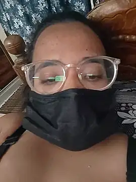 Snapshot of MaggieTelugu-15 chatting on 02-26-26, 07:40 MaggieTelugu-15 online show from 02-26-26, 07:40