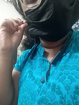 Snapshot of MaggieTelugu-15 chatting on 03-07-26, 08:44 MaggieTelugu-15 online show from 03-07-26, 08:44