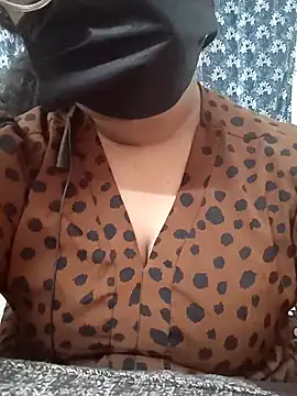 Snapshot of MaggieTelugu-15 chatting on 03-26-26, 10:21 MaggieTelugu-15 online show from 03-26-26, 10:21