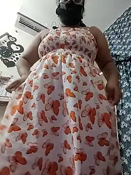 Snapshot of MaggieTelugu-15 chatting on 03-31-26, 06:25 MaggieTelugu-15 online show from 03-31-26, 06:25