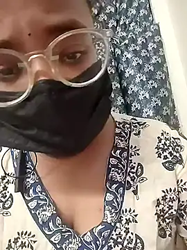 Snapshot of MaggieTelugu-15 chatting on 04-04-26, 07:28 MaggieTelugu-15 online show from 04-04-26, 07:28