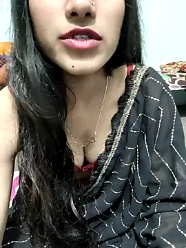 Snapshot of Yours-Zeenat chatting on 02-16-26, 08:49 Yours-Zeenat online show from 02-16-26, 08:49